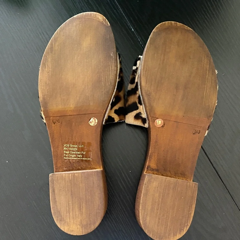 Vince Camuto Animal Print Slide Sandals - Picture 5 of 6